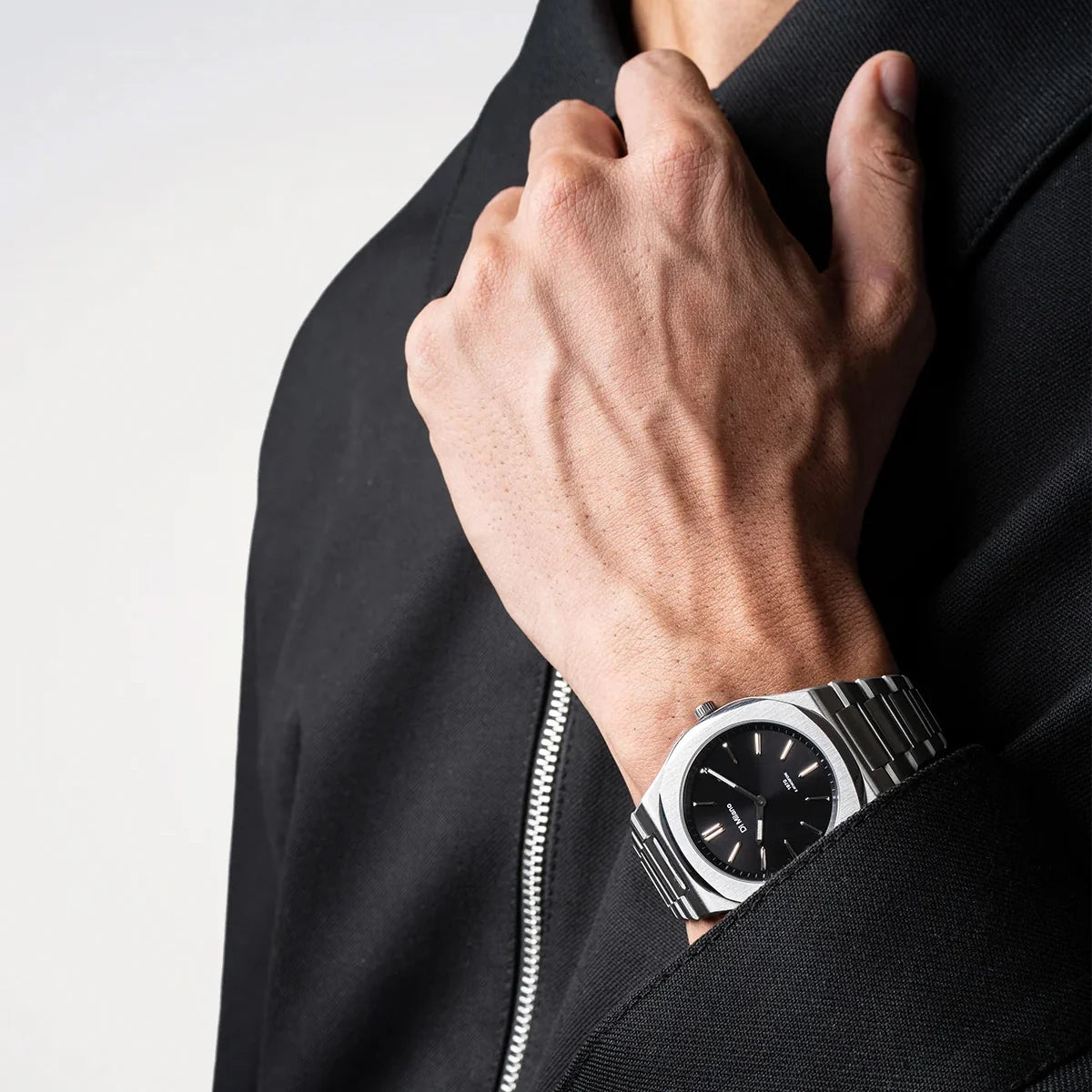 Ultra Thin Groovy Black 39mm UHBJ01