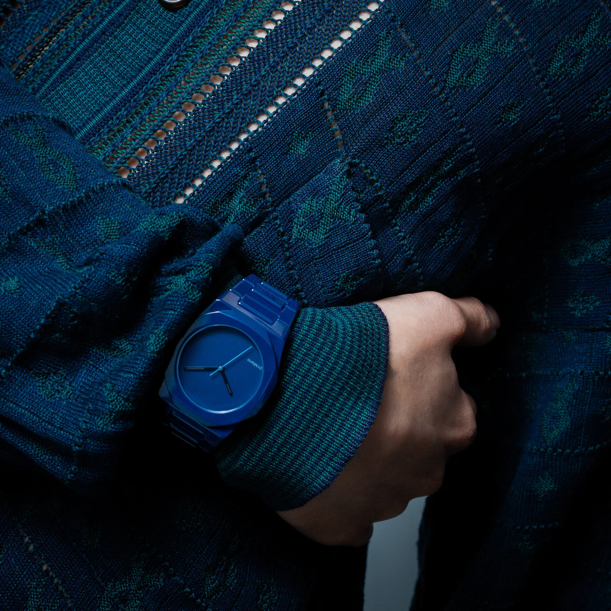D1 Milano Ceramic Pure Blue 37mm CEBU03