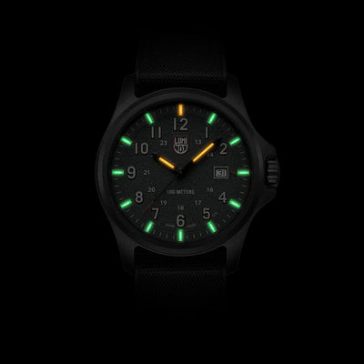 Atacama Field Urban Adventure 43mm XL.1977 Luminox