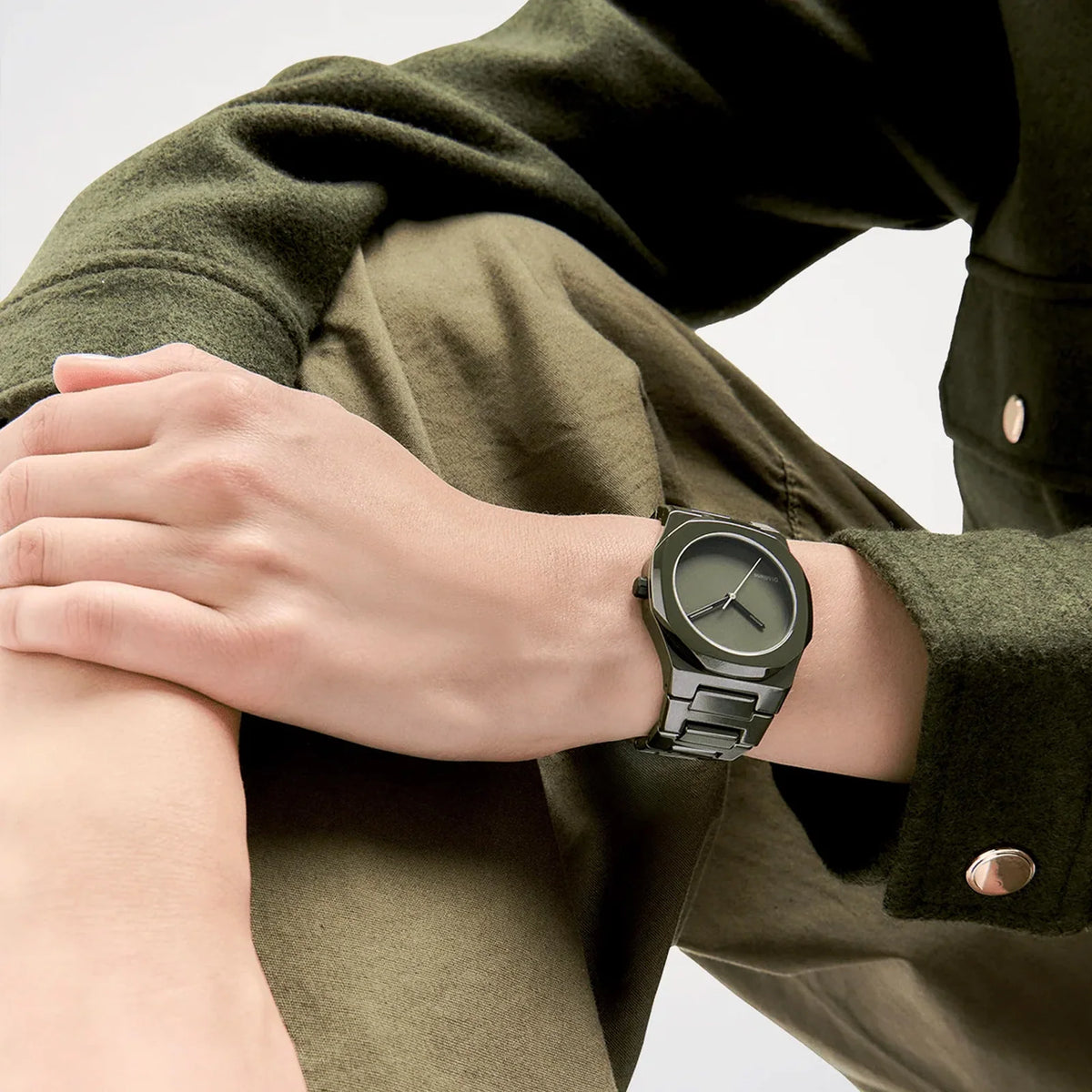 D1 Milano Ceramic Pure Green 37mm CEBU04
