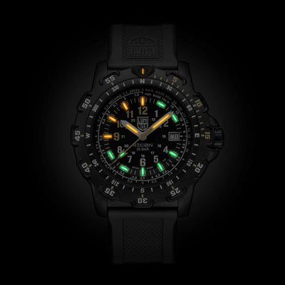 Recon Point Man Heritage XL.8825.H.SET Luminox