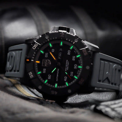 Master Carbon SEAL Automatic XS.3862 Luminox